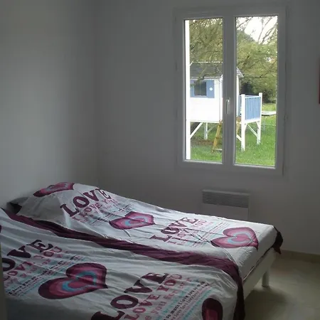 Hotel Maison La Bree-Les-Bains, 4 Pieces, 6 Personnes - Fr-1-246A-210